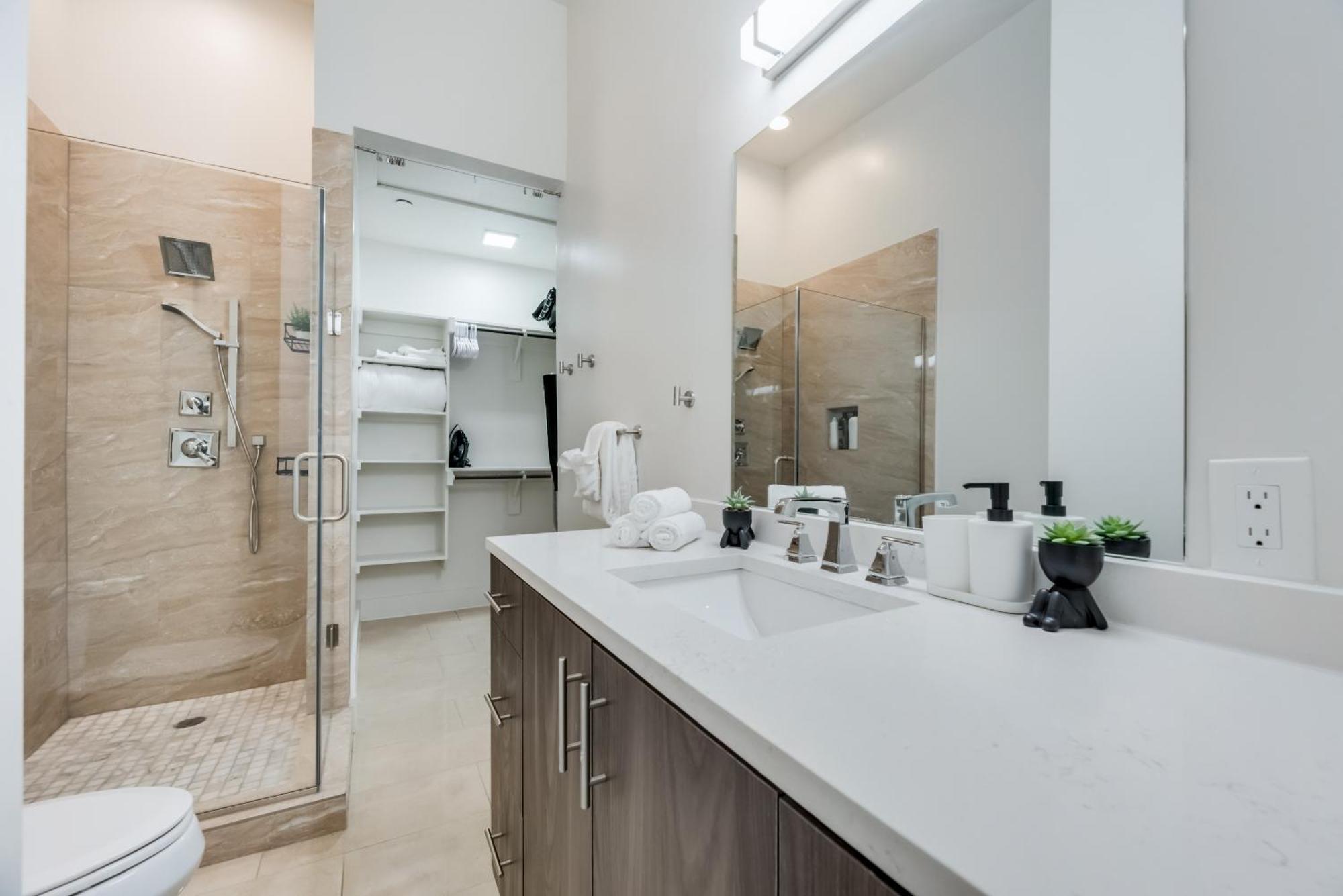 Contemporary 2Br I Gym I Parking I Workspace Dallas Exterior photo